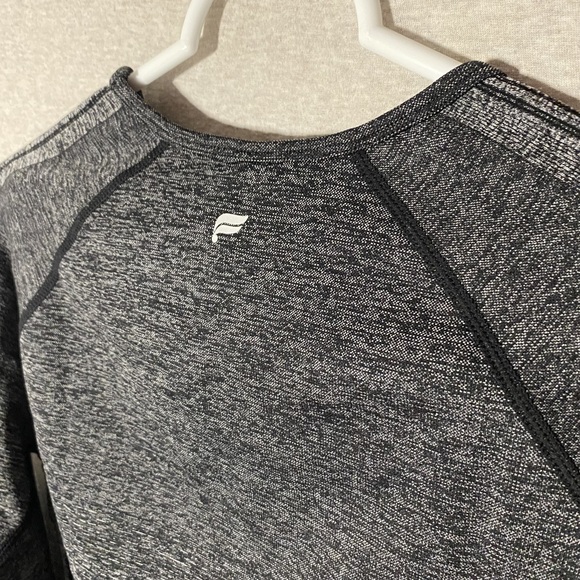 Grey Fabletics Ombre Seamless Long-Sleeve Top - Picture 9 of 11